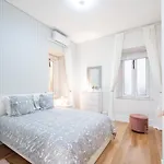 Apartament Akicity Baixa Glory *